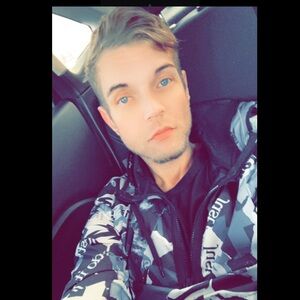 Meet your Posher, Bobby